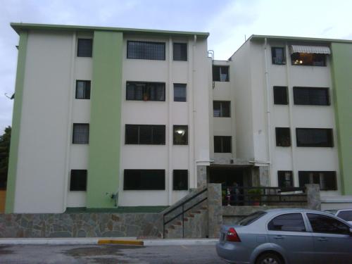 Vendo Apartamento Urb. Granja, 3 habitac, 2 baños, 1 puesto