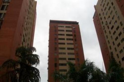 VENTA de cómodo apartamento en BARQUISIMETO Este 10-8133 
