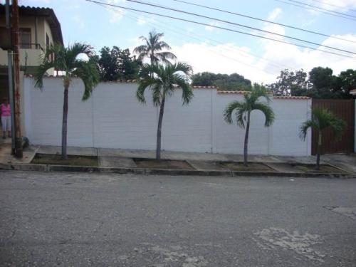 VENTA de TERRENO en BARQUISIMETO, Zona Este 11 2439