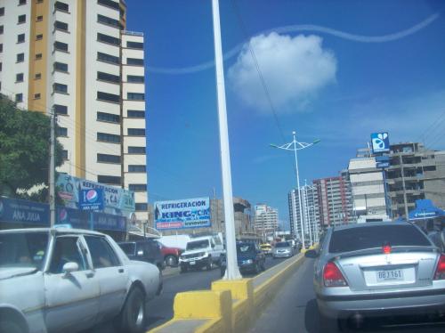 VENDO TERRENO EN PLENA AV. PRINCIPAL DE LECHERIA