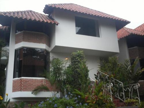 VENTA de bella casa en BARQUISIMETO, Este 11 8442    