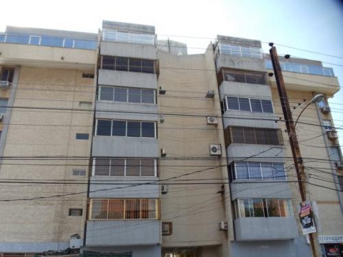 APARTAMENTO EN VENTA MARACAIBO CALLE 72 OCAR ROMERO
