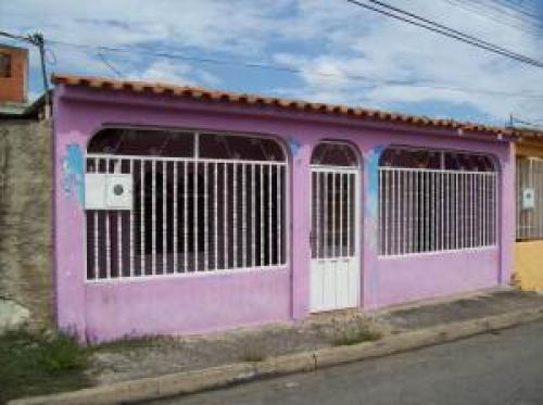 VENTA de CASA en BARQUISIMETO-OESTE. 