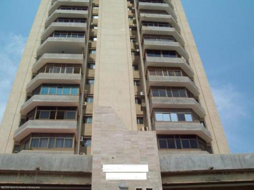 APARTAMENTO EN VENTA CIUDAD OJEDA ZULIA MLS # 09-2117