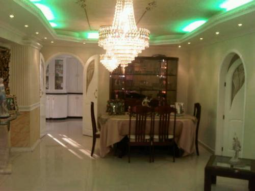 VENDO PRECIOSO APARTAMENTO EN AV. BOLIVAR DE PUERTO LA CRUZ