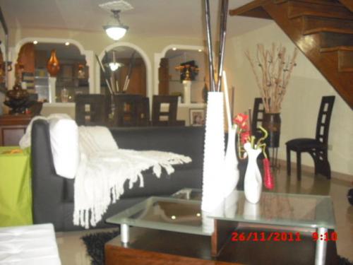 CASA TOWNHOUSE EN VENTA MLS # 11-9254