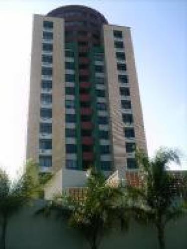 VENTA de APARTAMENTO en BARQUISIMETO, Este 10-2297