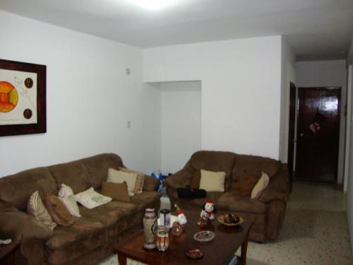 TOWNHOUSE EN VENTA CIUDAD OJEDA ZULIA MLS # 12-107