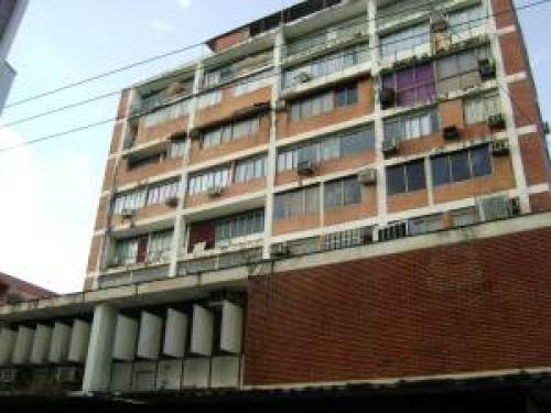 Oficina en Alquiler Centro de Valencia Carabobo cód. 12-306
