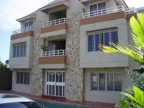 APARTAMENTO EN VENTA MONTE BELLO MARACAIBO MLS 11-8675 WWW.MASTERINMUEBLE.COM.VE
