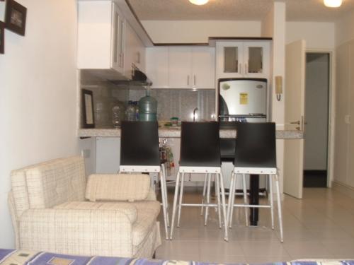 BELLO APTO. REMODELADO EDF. LAGUNA SUIT 
