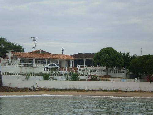 VENDO CASA