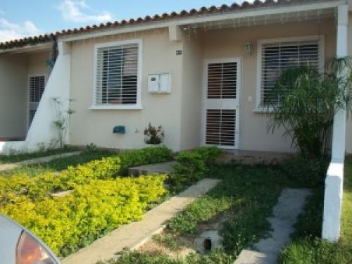 VENTA de CASA en CABUDARE-AV. INTERCOMUNAL