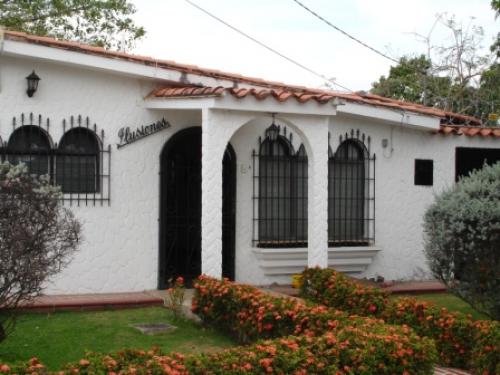 VENTA CASA REMODELADA  URB EL RECREO CABUDARE 