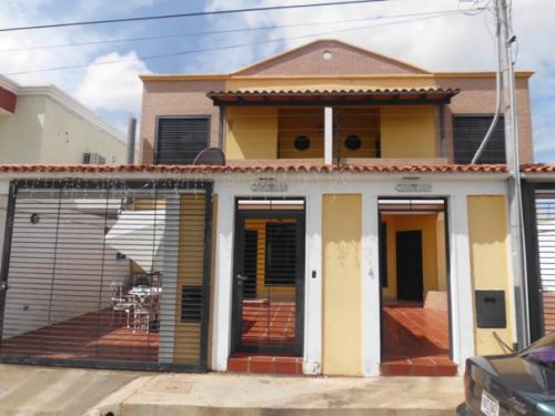 VENTA DE CASA EN VILLA ICABARU