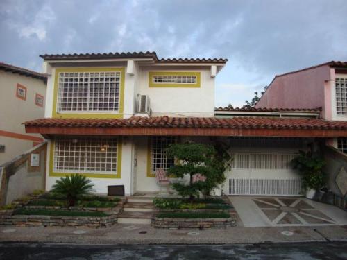 VENTA de preciosa CASA en BARQUISIMETO, Este 11-8765