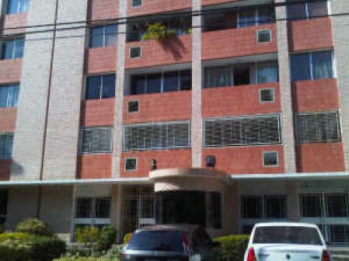 Apartamento  en Venta  La Ceiba Edo Carabobo cód. 12-1084