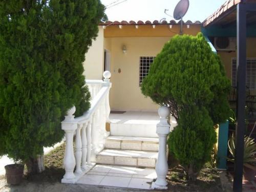 VENTA de bella CASA en CABUDARE, Este 12-1153 