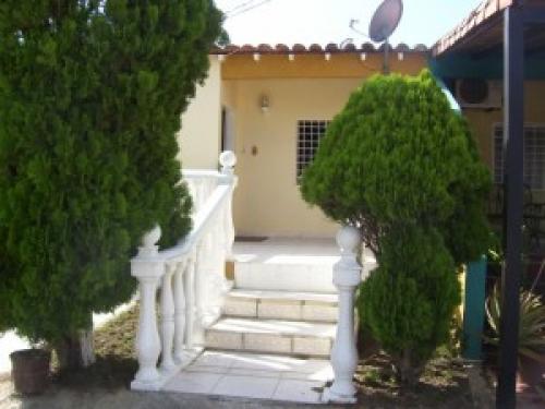 VENTA de CASA en CABUDARE-LOS BUCARES