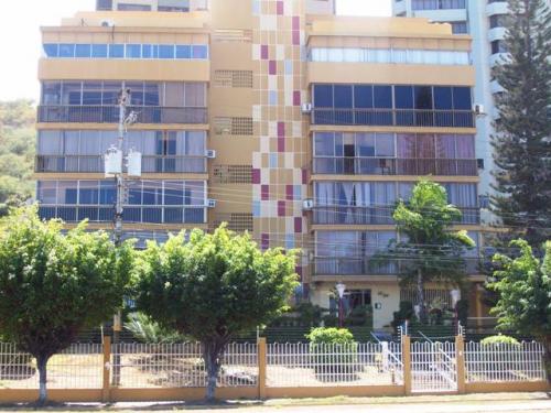 Apartamento en Venta en Puerto La Cruz 12-706