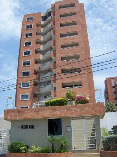 VENDO APARTAMENTO OBRA GRIS RES. VIENTO REAL FRETE PLAYA MUERTA LECHERIA