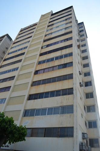 Apartamento en venta Maracaibo sector valle frio Oscar Romero