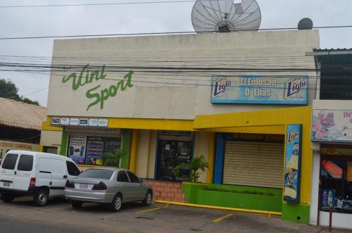 local comercial en venta Maracaibo Sierra maestra Oscar Romero