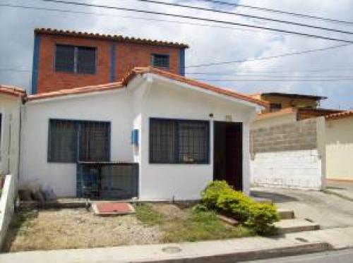 VENTA de CASA en CABUDARE-TIERRA del SOL