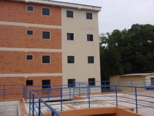 Apartamento en venta, 75 m². Nuevo, Tocuyito, Resd. Laredo, Valencia