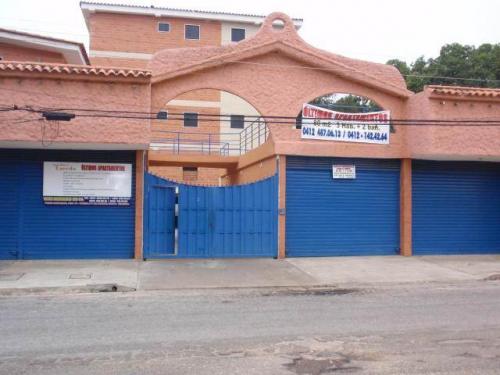 Apartamento en venta, 80 m². Tocuyito, Valencia.12-2286