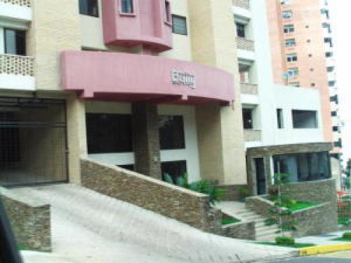 Apartamento  en Venta  El Parral Edo Carabobo cód. 12-2297