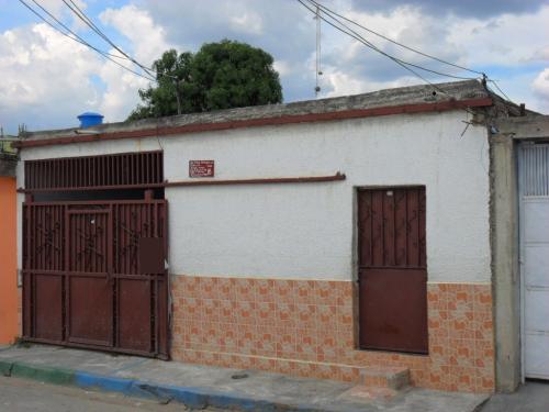 Casa El Macaro de Turmero Urb. San sebastian.