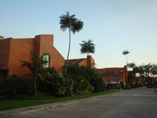 Tonwhouse en Venta Mañongo Edo. Carabobo cód. 12-2541