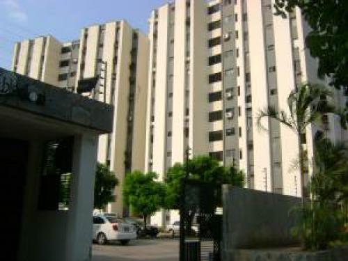  Apartamento en Venta La Granja Edo Carabobo cod 12-2954 