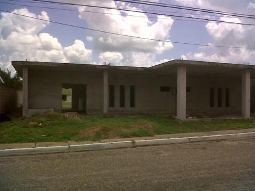 Casa 266 m2 urbanización El Rosario de Anaco.