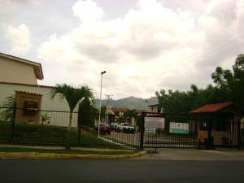  Tonwhouse  en Venta San Diego Edo Carabobo cód. 12-2887 