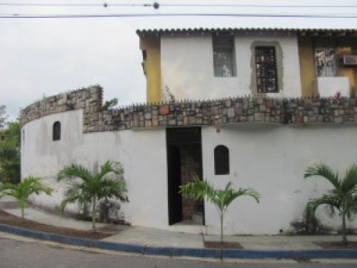  Casa  en Venta  Naguanagua  Edo Carabobo cód. 12-2785 