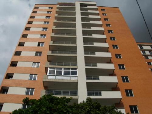 VENTA de APARTAMENTO en BARQUISIMETO. Este 12-1117