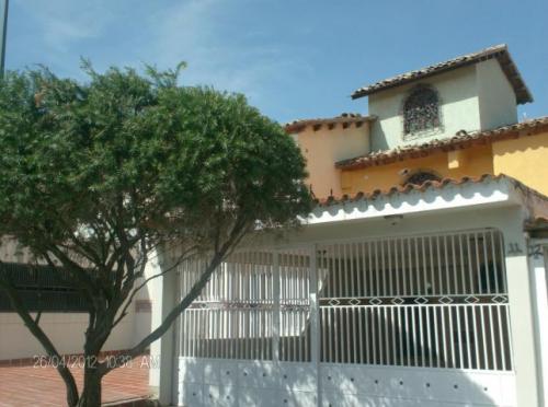 VENTA de CASA en BARQUISIMETO. Este 12-3514 