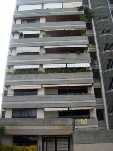VENDO AMPLIO PENT HOUSE EN RES. GUARIARE PLAZA LECHERIA