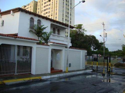 VENTA de CASA en BARQUISIMETO. Este 12-3790