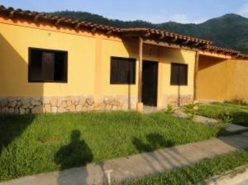 Casa  en Venta San Diego  Edo Carabobo cód. 12-3822