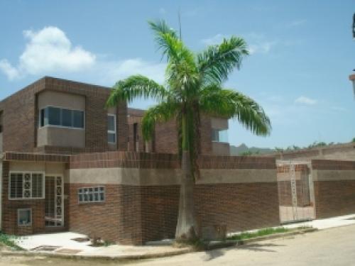 Tonwhouse en Venta Naguanagua Edo Carabobo Cód. 12-4070
