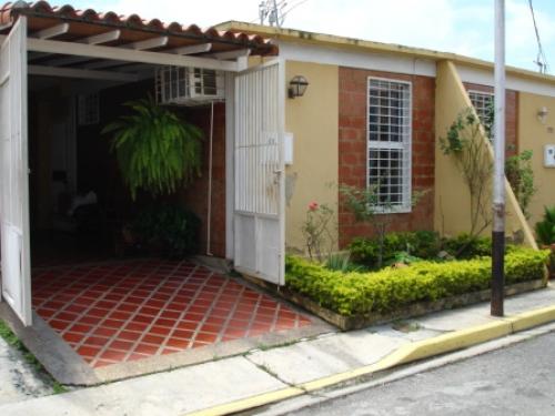 VENTA CASA CABUDARE URB LA MORITA SECOTR LA MORA