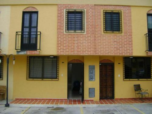 Venta de Bello Townhouse, Naguanagua, Tazajal 