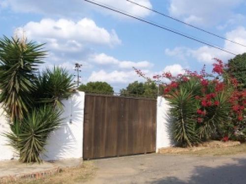 Venta de Espectacular Quinta en el Manzano-Barquisimeto 