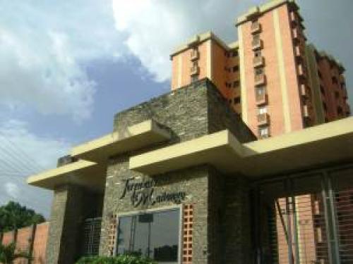 Apartamento en Venta El Rincón Edo Carabobo cód. 12-4396
