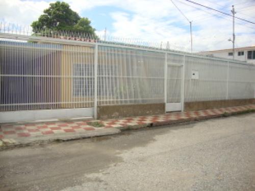Venta de Cómoda Casa Ubicada al Oeste de la Ciudad de Barquisimeto