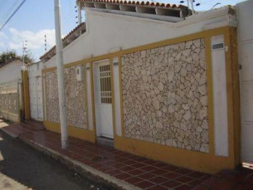 Casa Venta Calle Libertad Centro Coro-Falcón 12-4591