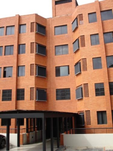 VENDO APTO EXCLUSIVA ZONA DE BQTO EN EL PEDREGAL